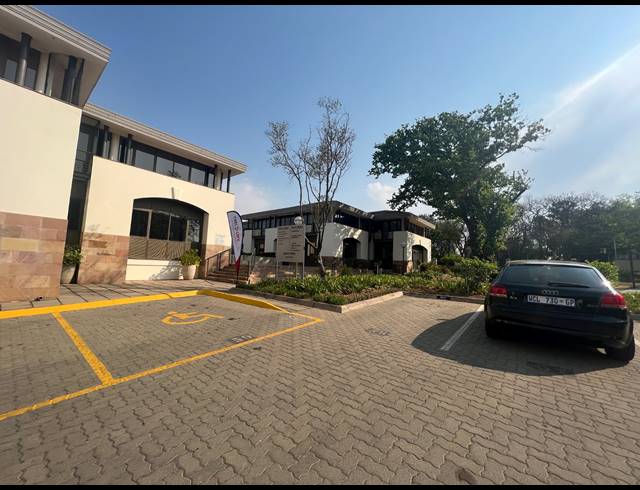 929M² RETAIL TO LET IN ILLOVO